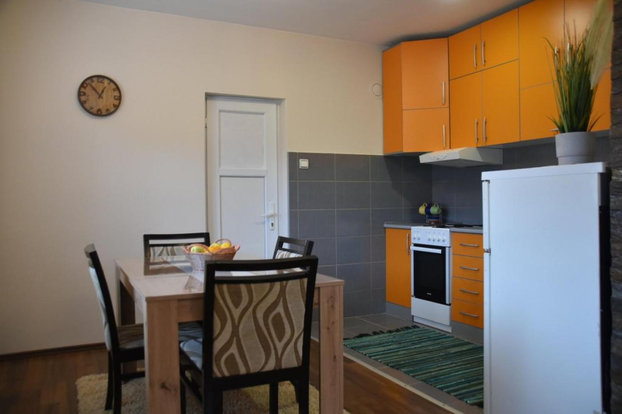 Apartmani Petar Mokra Gora Eksteriør billede
